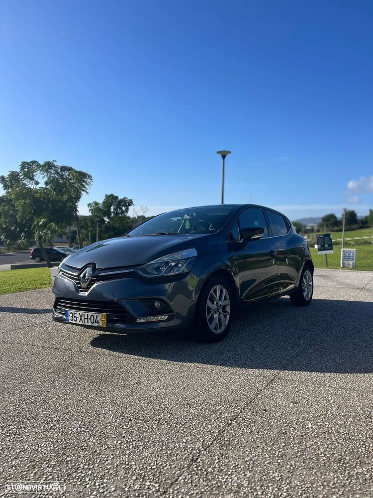 Renault Clio 0.9 TCE Limited - 1