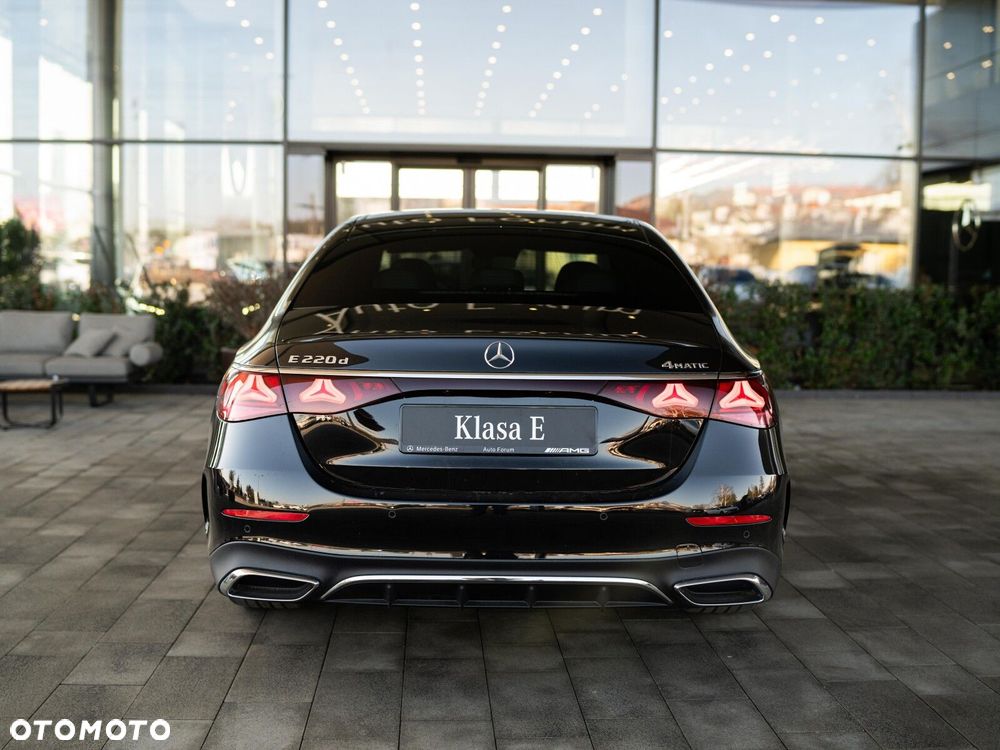 Mercedes-Benz Klasa E - 6