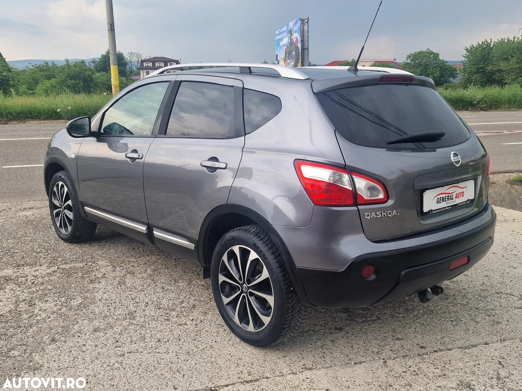 Nissan Qashqai - 4