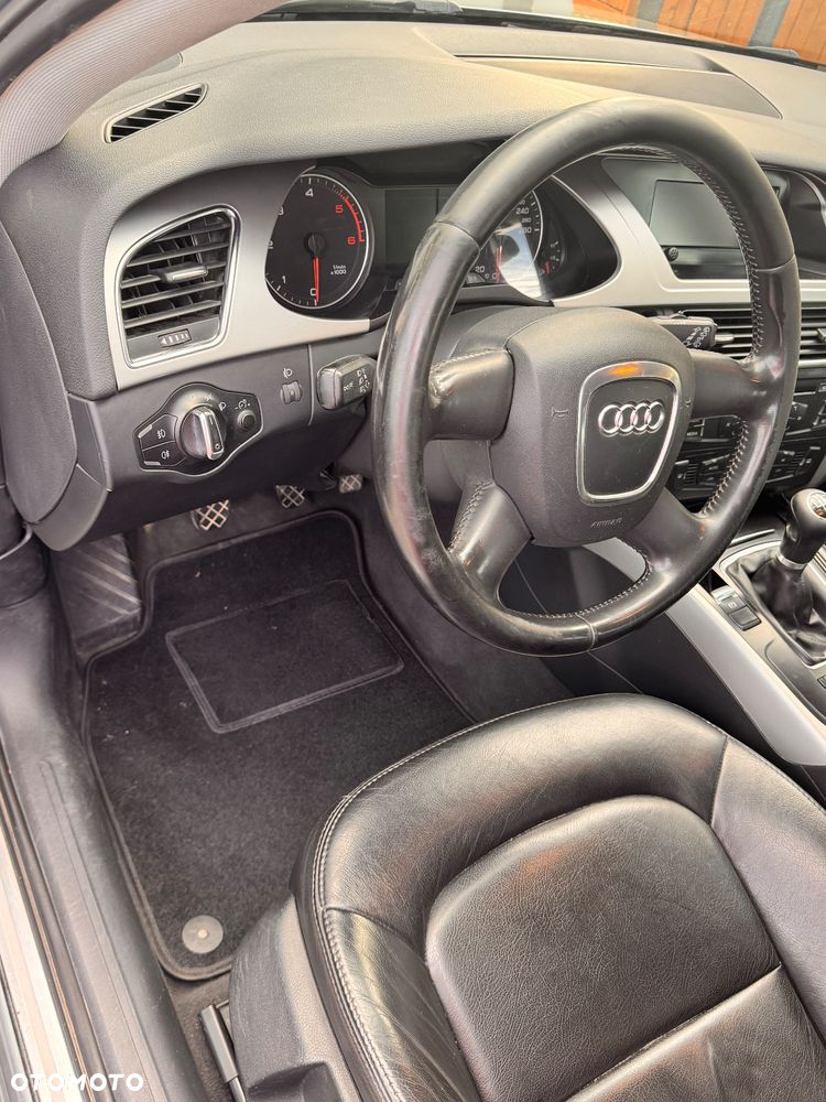 Audi A4 - 24