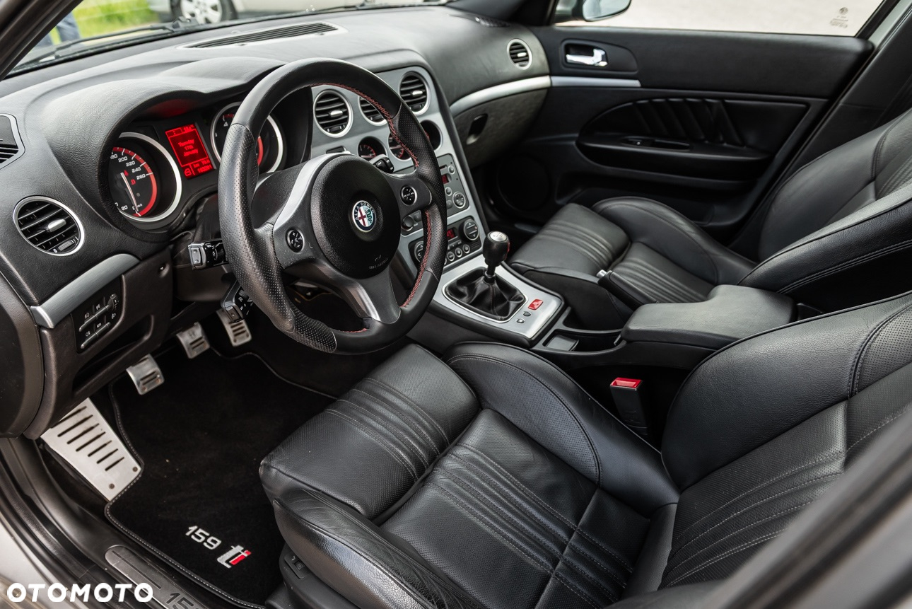 Alfa Romeo 159 1.9JTDM ti - 16