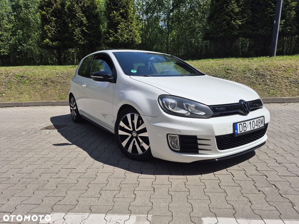Volkswagen Golf 2.0 TDI GTD - 1