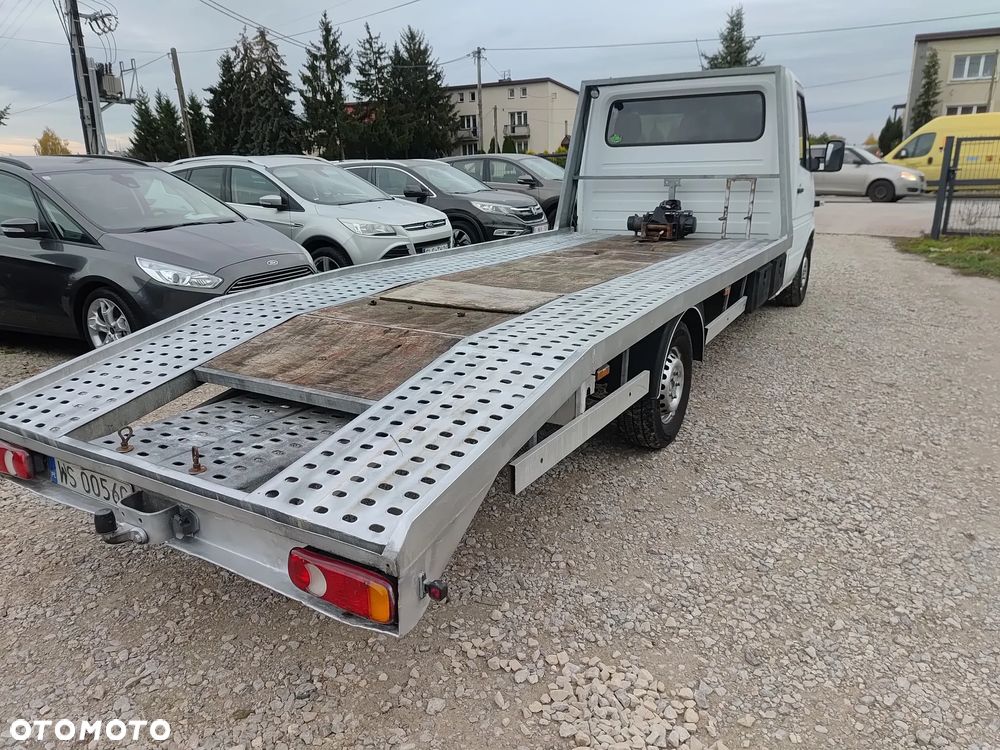 Mercedes-Benz Sprinter - 8