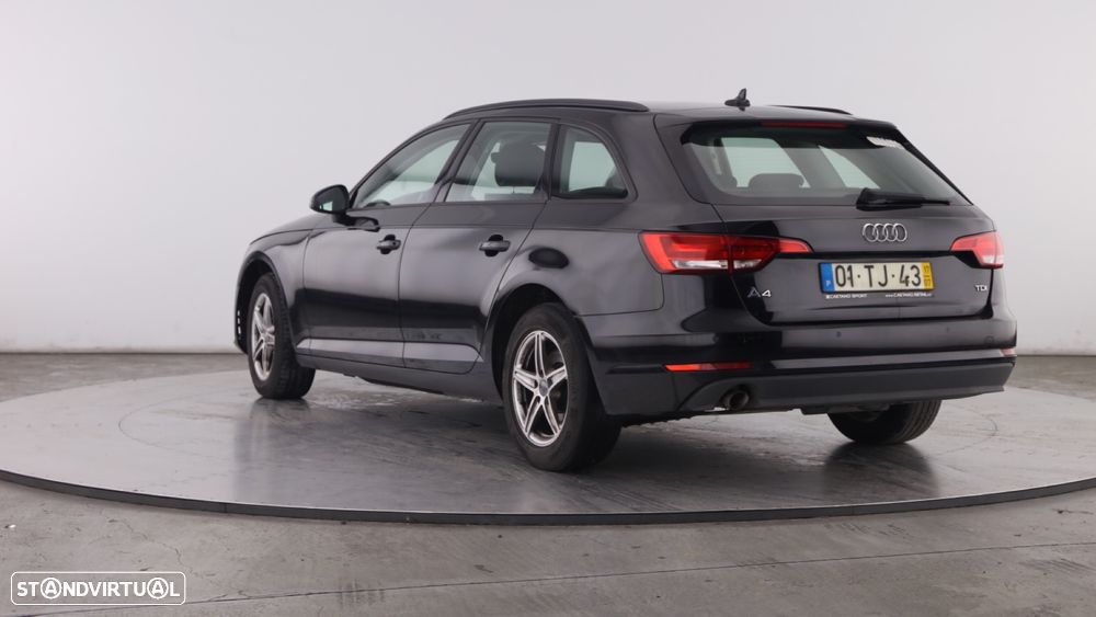 Audi A4 Avant 2.0 TDI Sport S tronic - 4