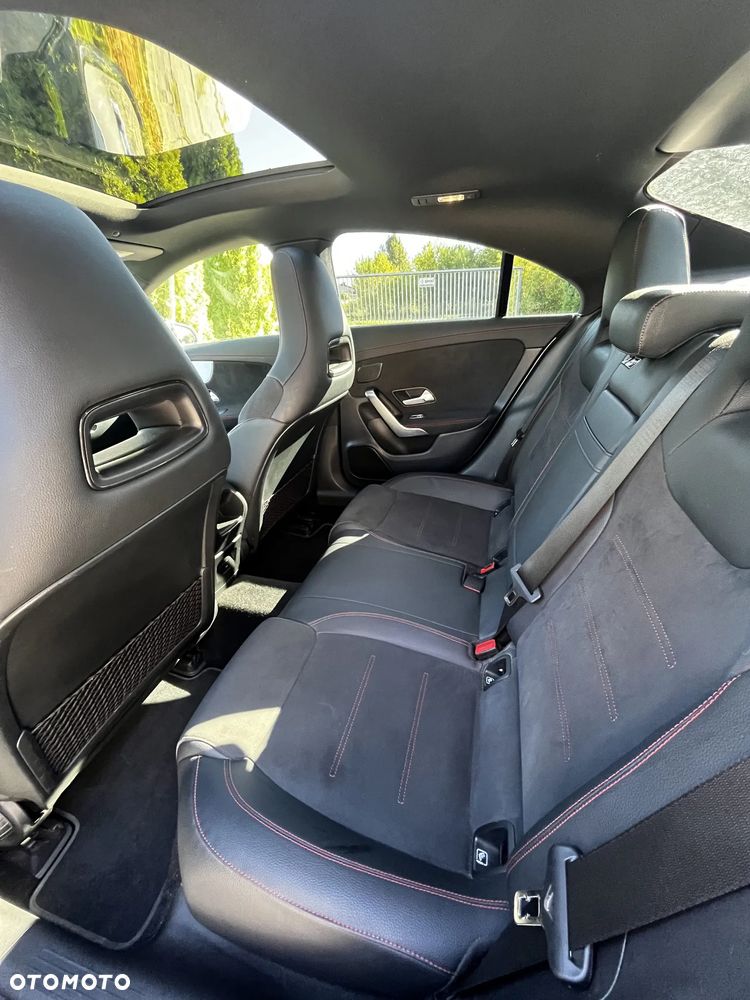 Mercedes-Benz CLA 200 AMG Line 7G-DCT - 14