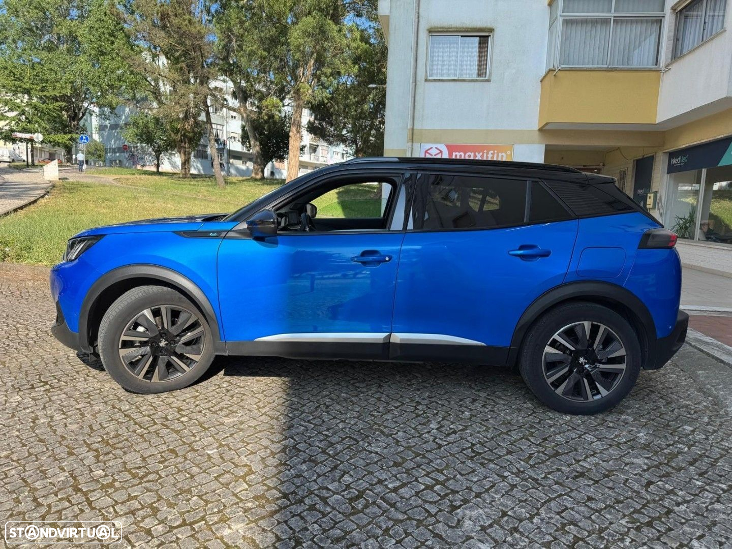 Peugeot e-2008 50 kWh GT Line - 5