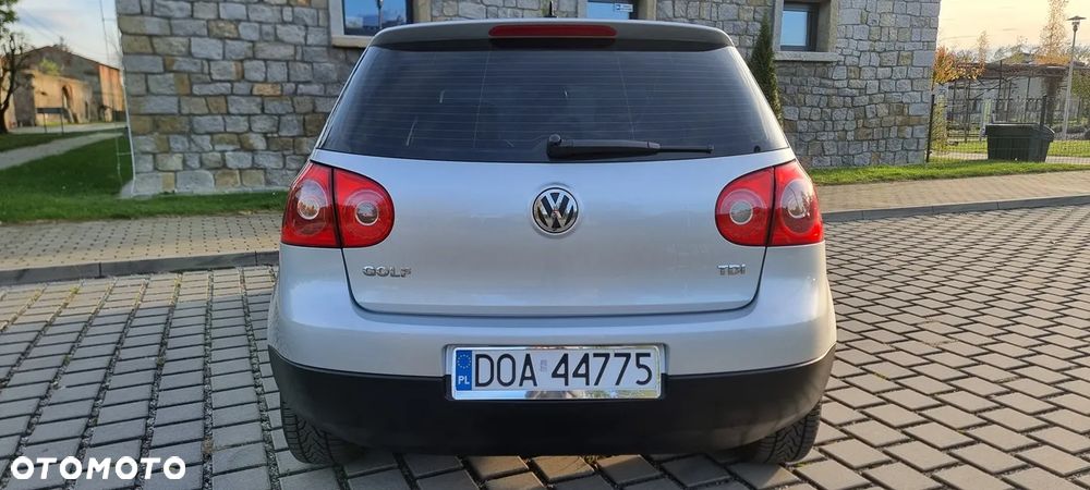 Volkswagen Golf 1.9 TDI United - 14