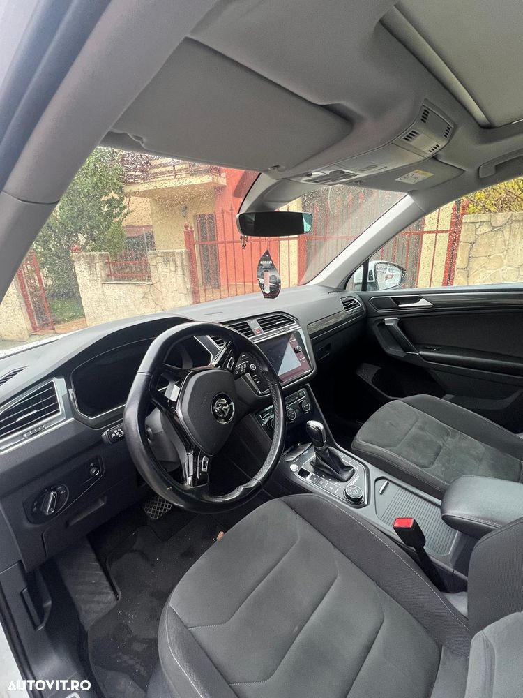 Volkswagen Tiguan - 5