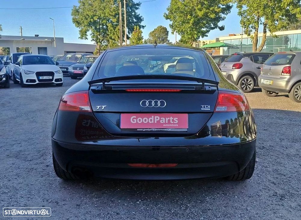 Audi TT Coupé 2.0 TDI quattro - 8