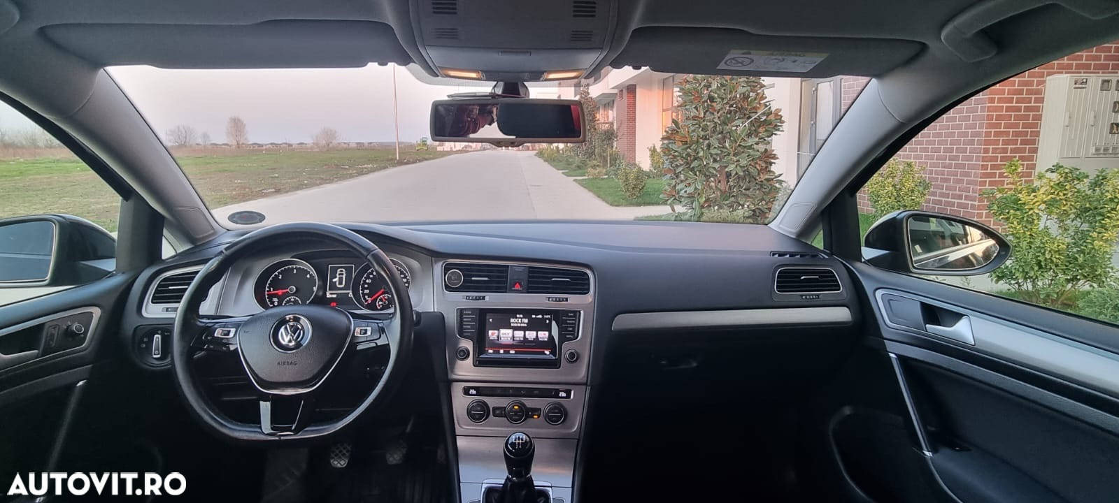 Volkswagen Golf 1.6 TDI BMT Comfortline - 6