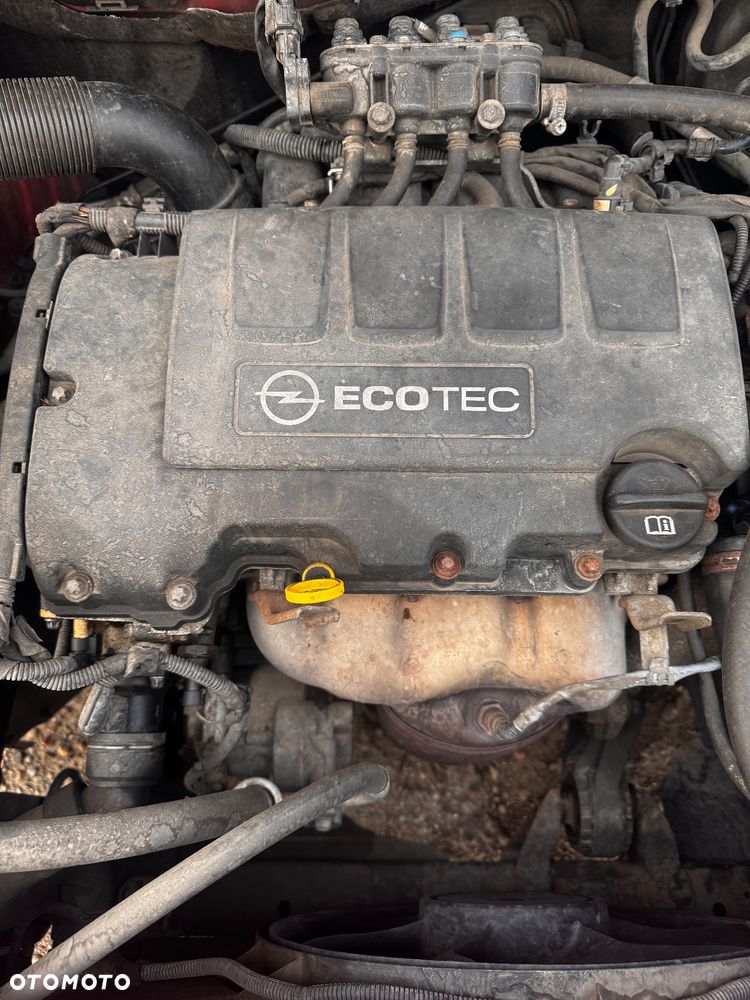 Opel Astra 1.4 Enjoy - 29