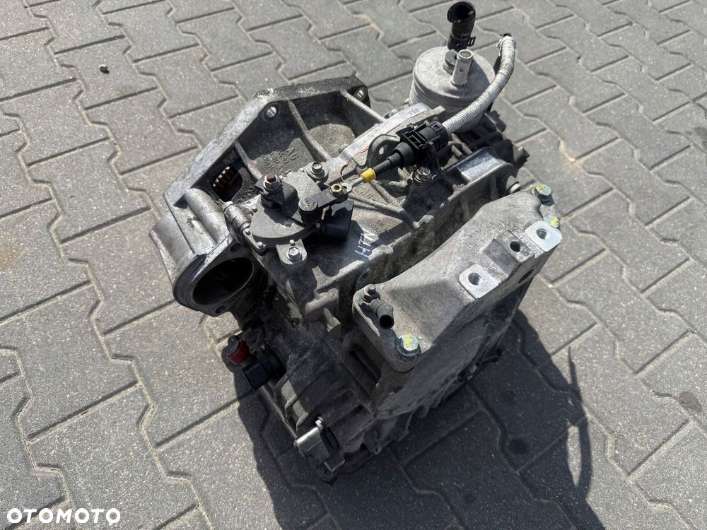 AUTOMATYCZNA SKRZYNIA Z KONWERTEREM 1.6 8V HTN VW GOLF V 2008 - 2