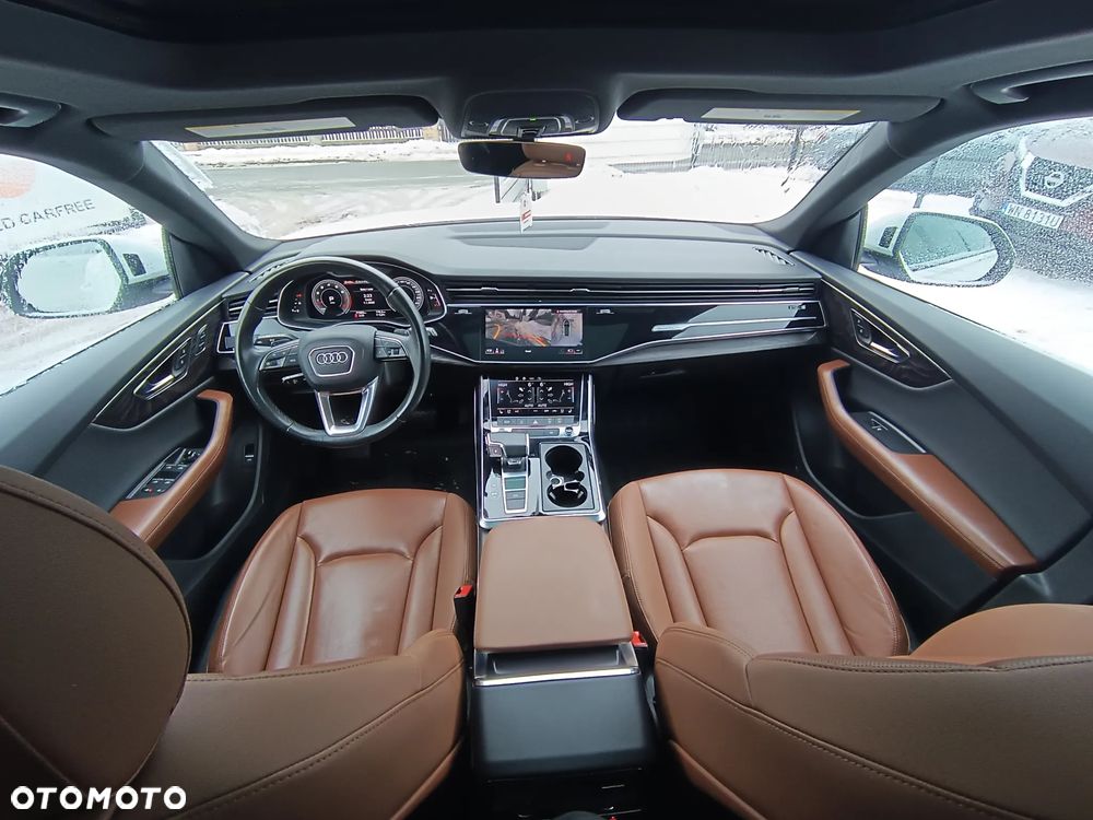 Audi Q8 55 TFSI quattro tiptronic - 8