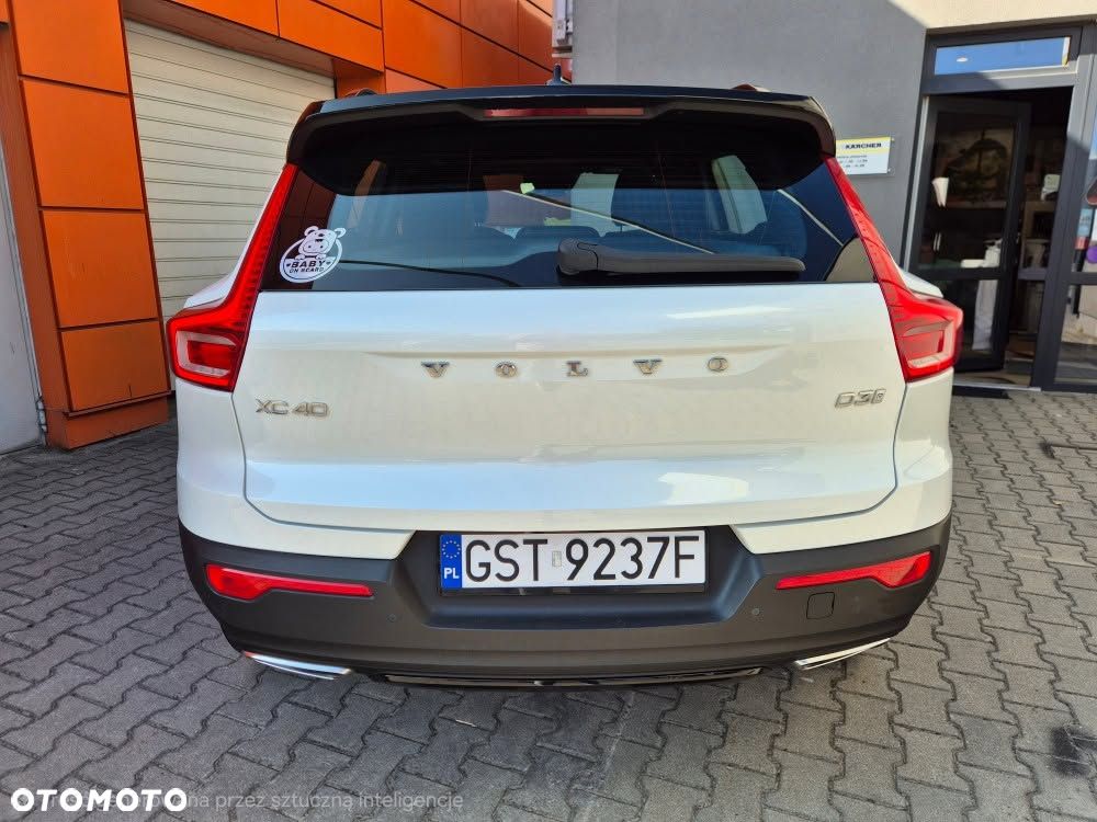 Volvo XC 40 D3 R-Design - 11