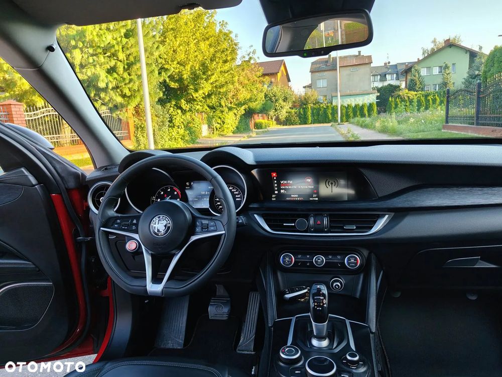 Alfa Romeo Stelvio 2.2 16V AT8 Super - 24