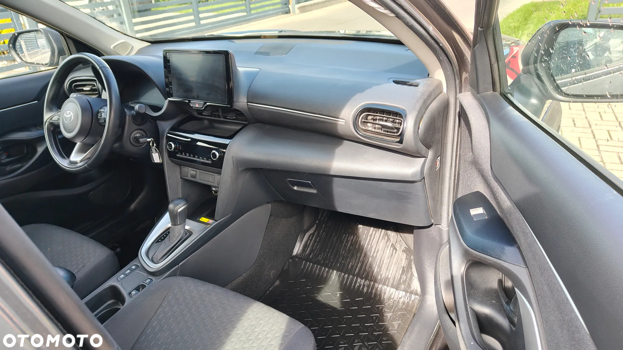 Toyota Yaris Cross Hybrid 1.5 Comfort - 7