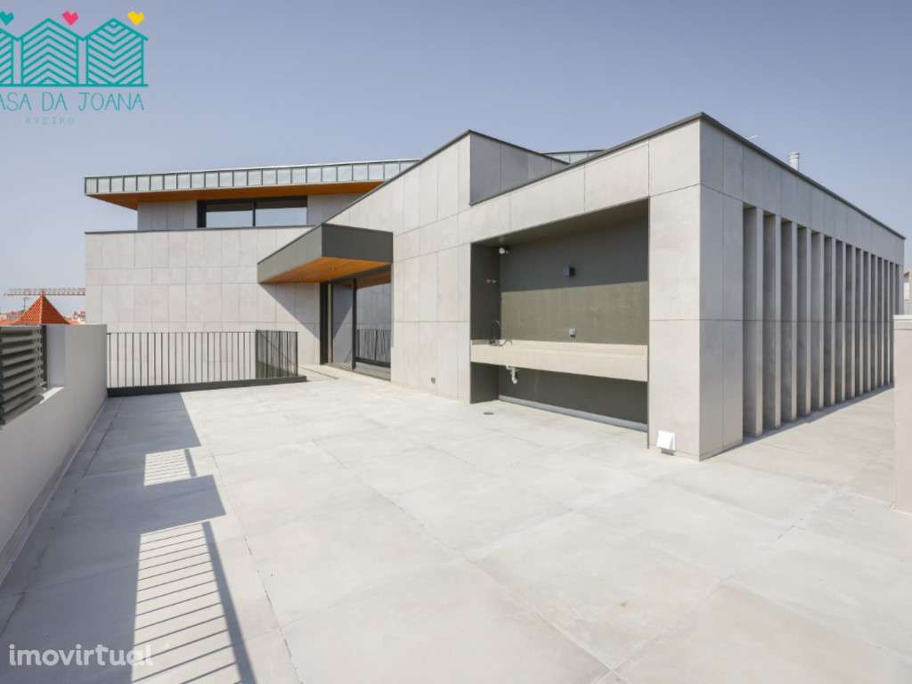 Penthouse com Terraços e Piscina no centro da Cidade de Aveiro - Grande imagem: 3/54