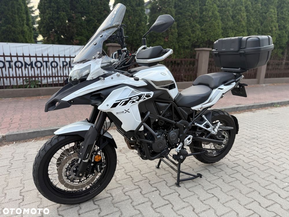 Benelli TRK 502X - 16