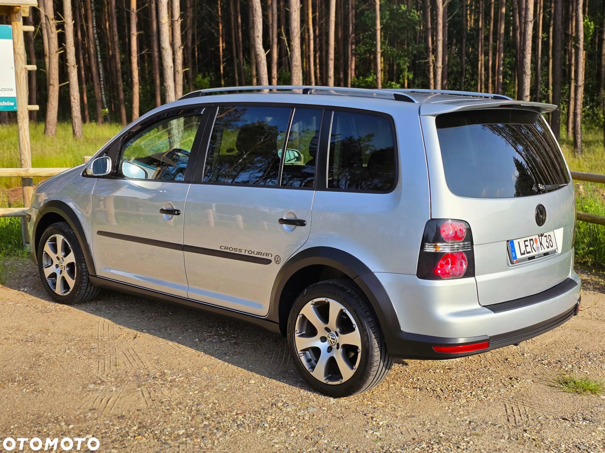 Volkswagen Touran 1.9 TDI DPF Cross - 12