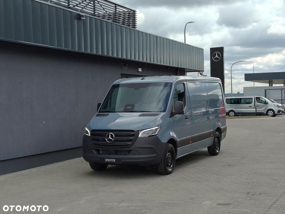 Mercedes-Benz Sprinter - 3
