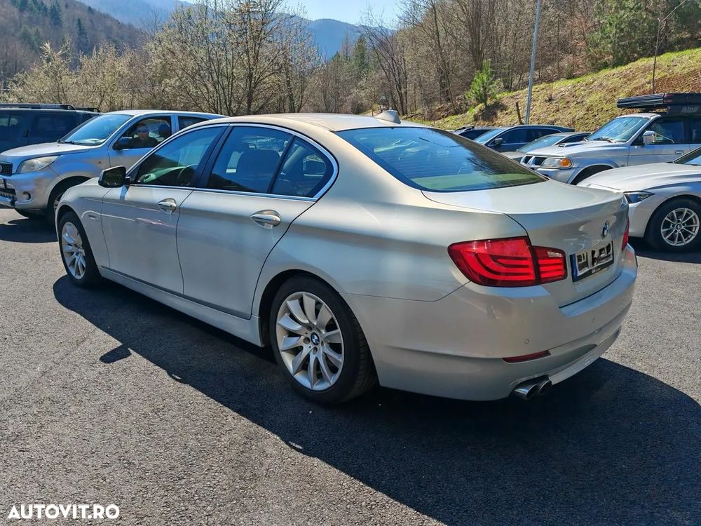 BMW Seria 5 525d xDrive AT - 8