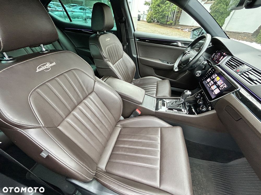 Skoda Superb 2.0 TDI SCR L&K DSG - 17
