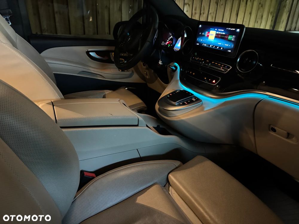 Mercedes-Benz Klasa V 300 d 4-Matic 9G-Tronic Exclusive (ekstra d³) - 26