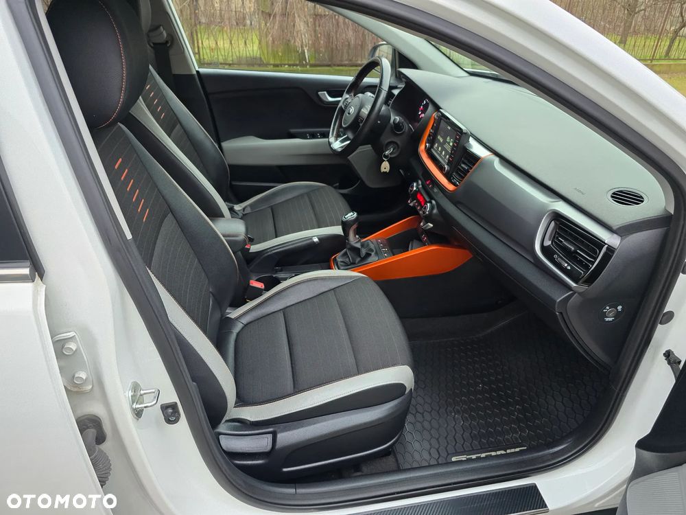 Kia Stonic 1.4 L - 20