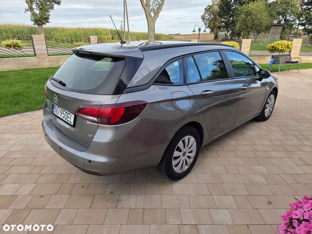 Opel Astra - 9