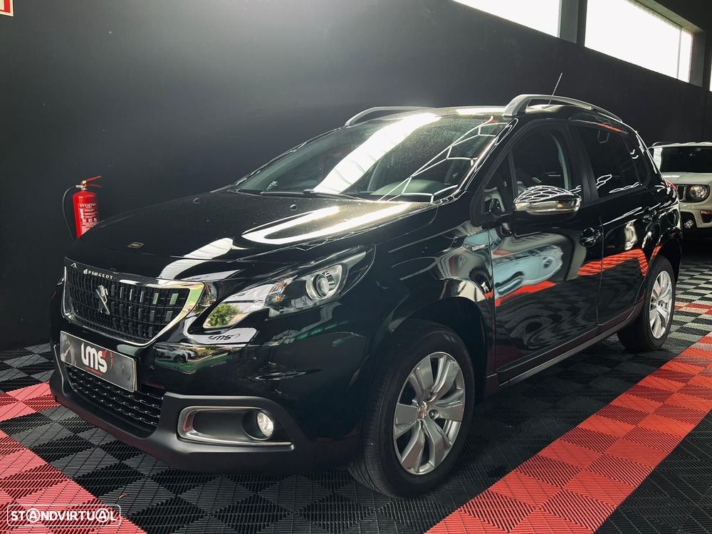 Peugeot 2008 1.2 PureTech Allure - 4