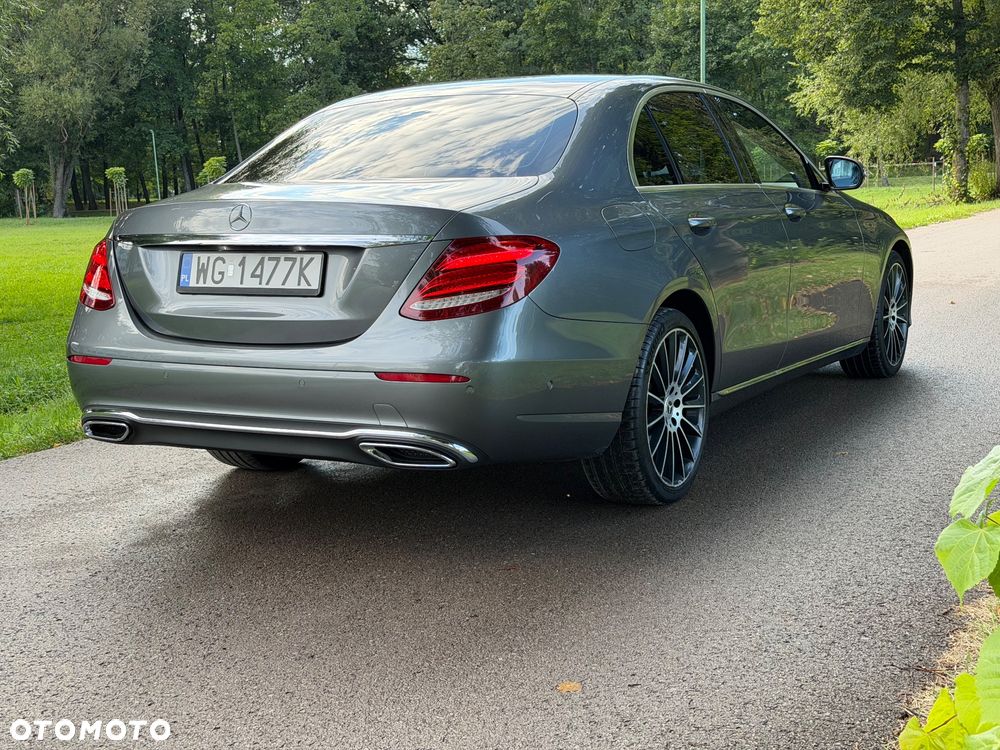 Mercedes-Benz Klasa E 220 d 4-Matic 9G-TRONIC - 6