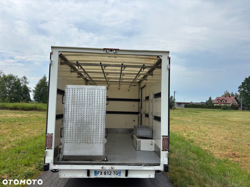Renault RENAULT MASTER 145dCi/Kontener niskopodzwoziowy/Klima/Winda/Super stan - 9