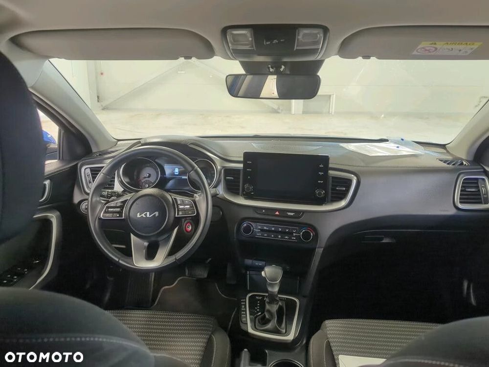 Kia Xceed 2023 photo 4
