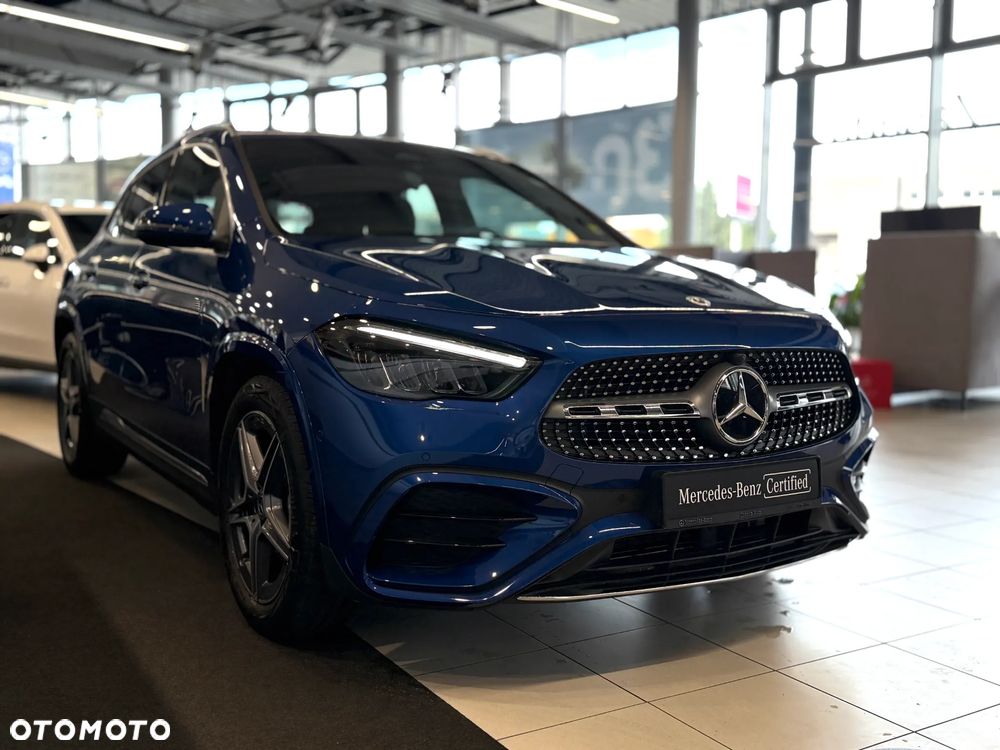 Mercedes-Benz GLA 200 AMG Line - 8
