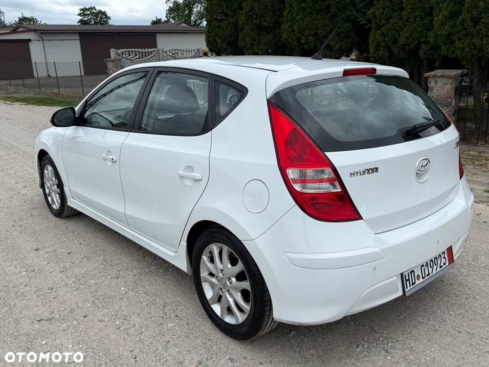 Hyundai i30 1.4 White Edition - 9