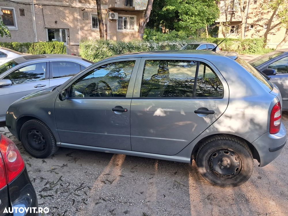 Skoda Fabia 1.2 HTP Comfort - 4