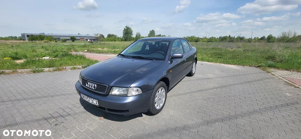 Audi A4 Limousine 1.8 - 1