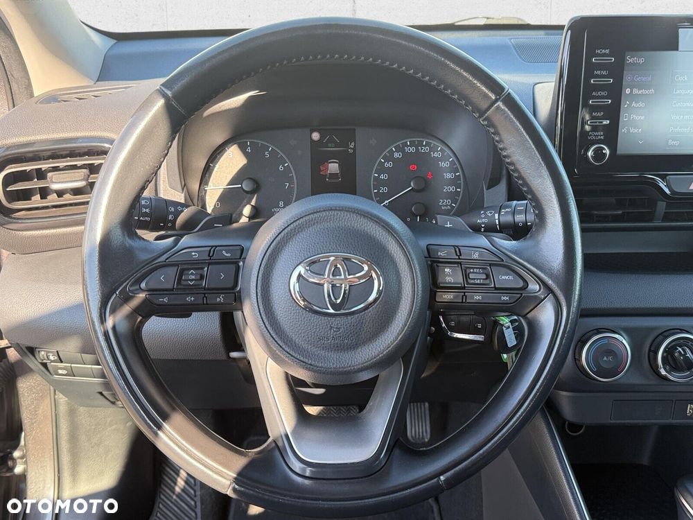 Toyota Yaris 2021