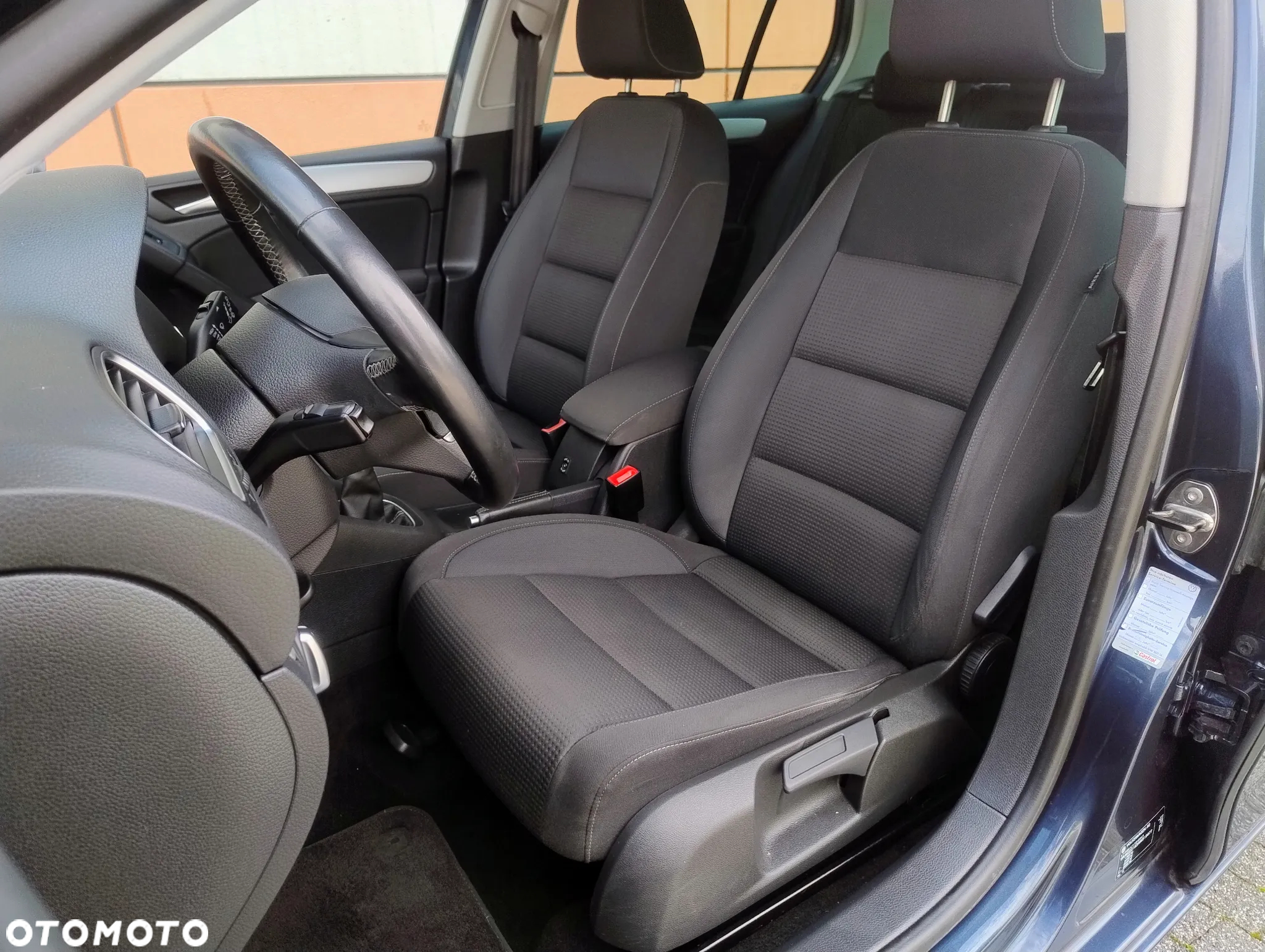 Volkswagen Golf 1.2 TSI Team - 9