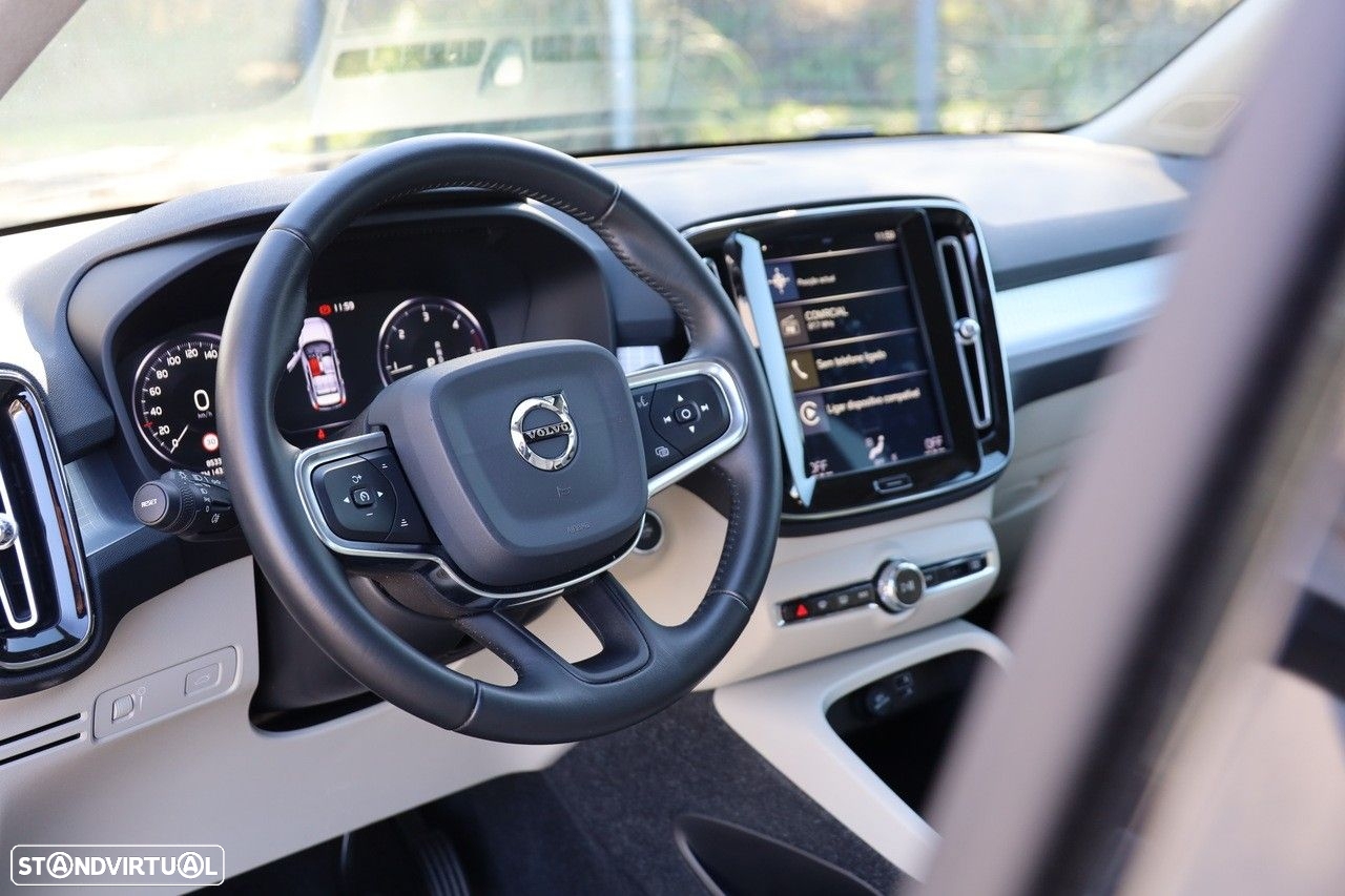 Volvo XC 40 2.0 D3 Momentum Plus Geartronic - 12