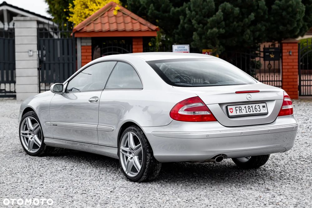 Mercedes-Benz CLK 320 Avantgarde - 13