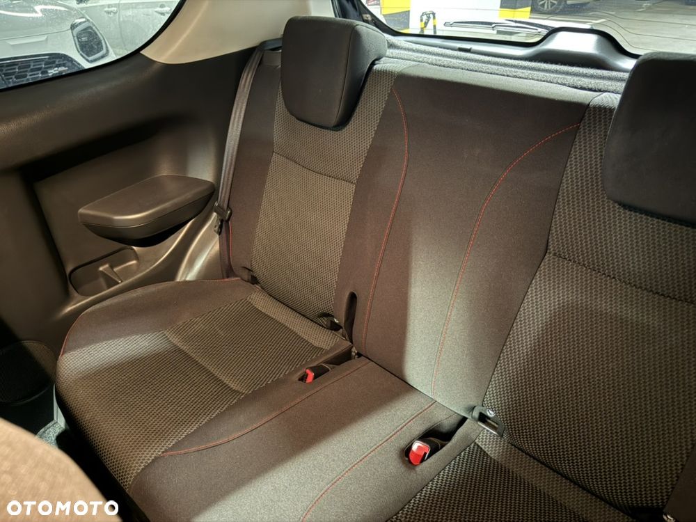 Suzuki Swift - 8