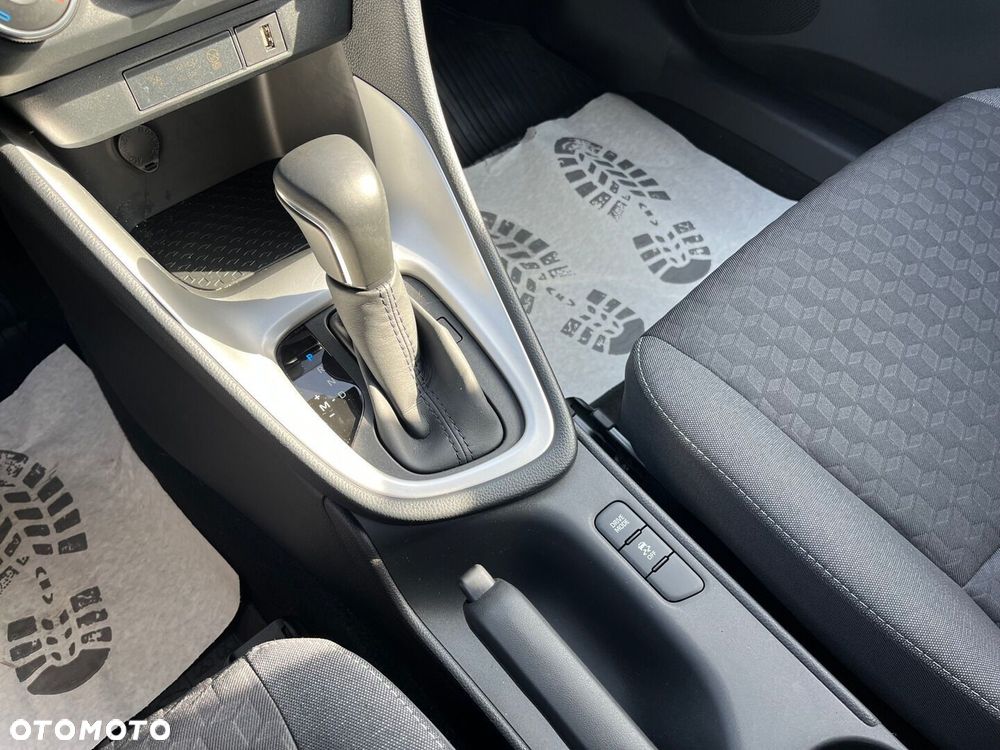 Toyota Yaris 1.5 Comfort CVT - 16