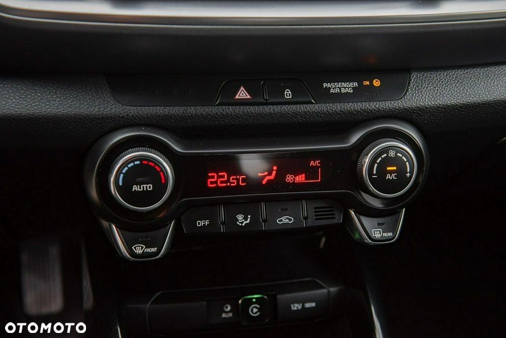 Kia Stonic 1.6 CRDi SCR XL - 24