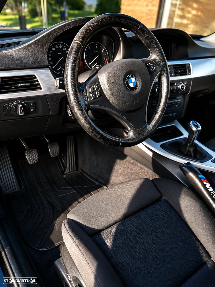 BMW 320 d LifeStyle - 2