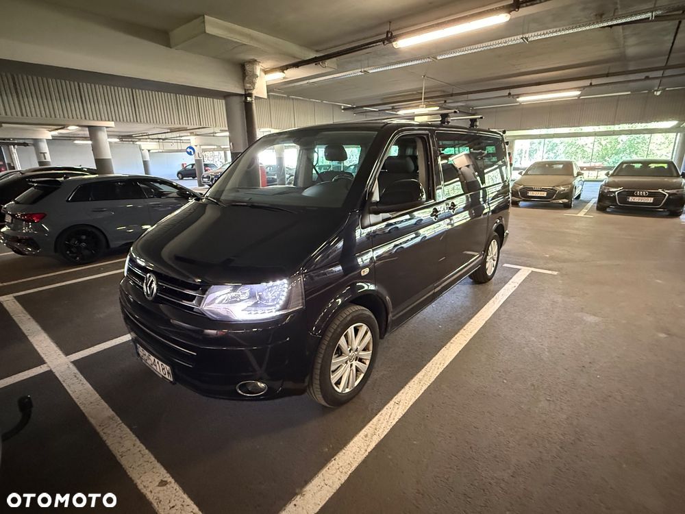 Volkswagen Multivan - 2