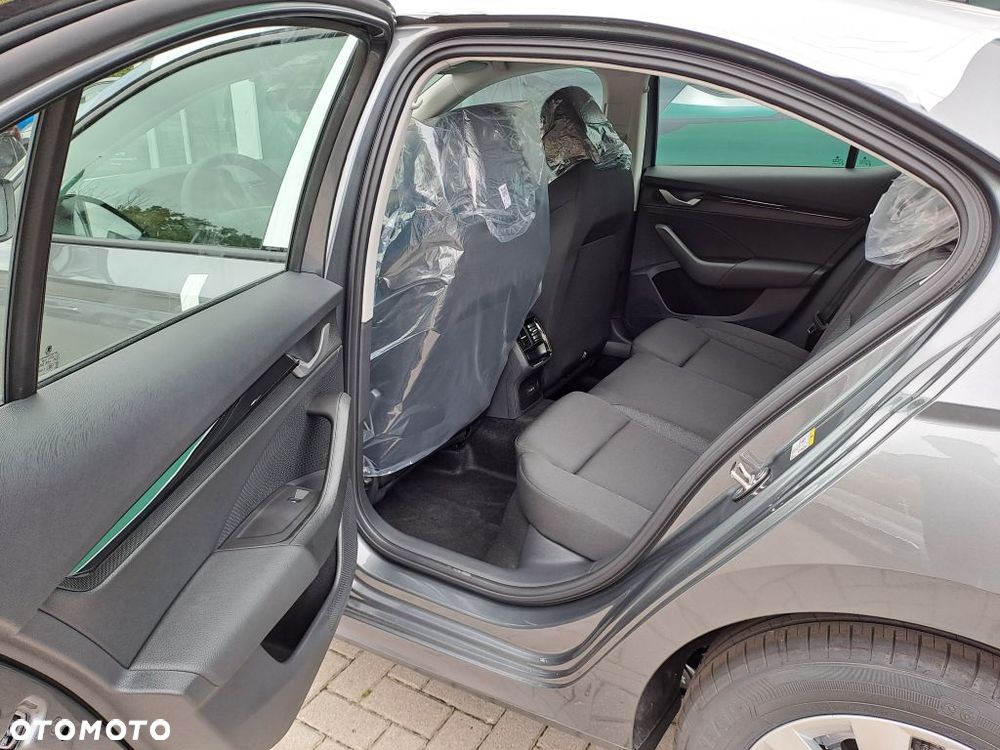 Skoda Octavia 1.5 TSI Drive Essence - 5