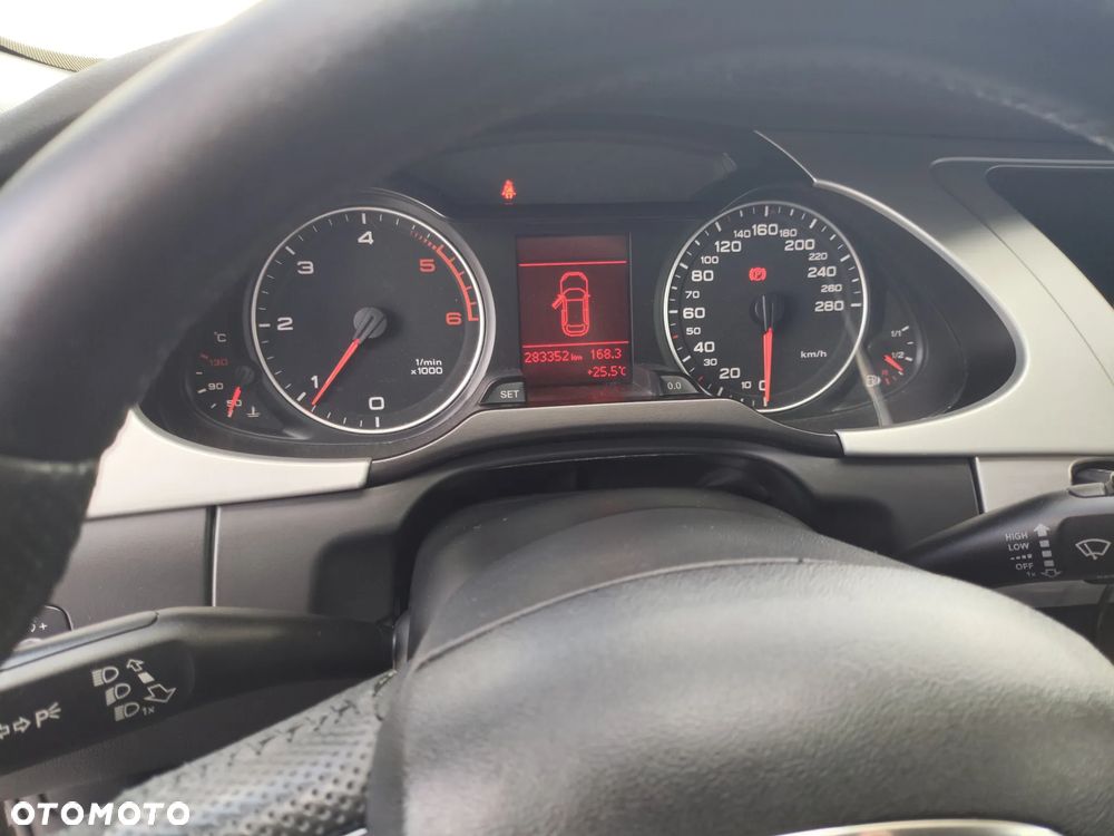 Audi A4 Avant 2.0 TDI - 10
