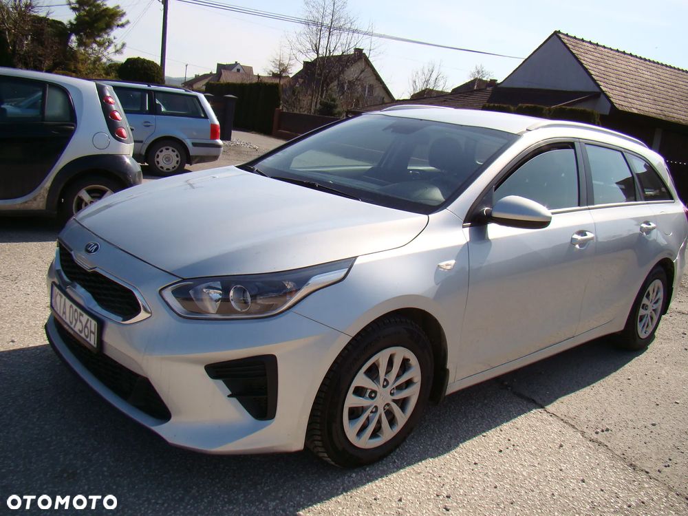 Kia Ceed 1.6 CRDi SCR M - 2