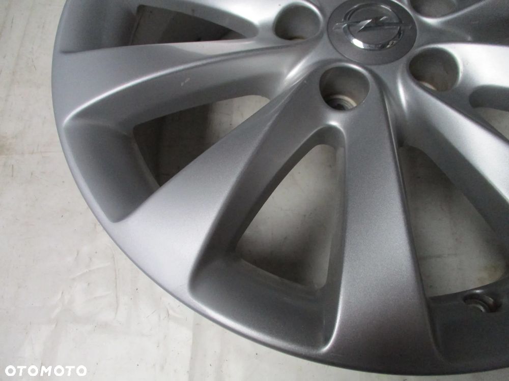 FELGA ALUMINIOWA 17 OPEL CORSA D CORSA E  ET35 - 17